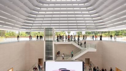 Apple Store Kuala Lumpur