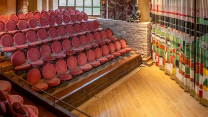 Frank Lloyd Wright theare