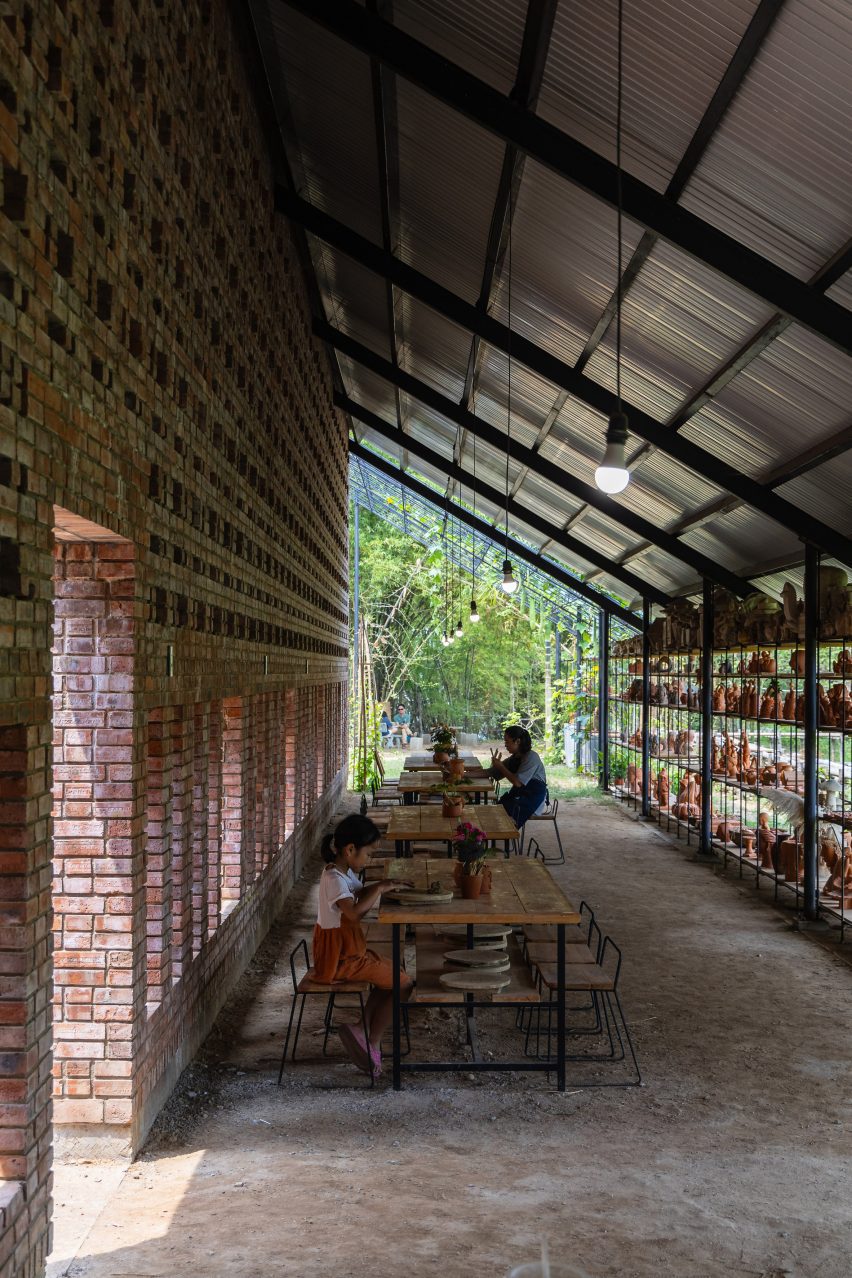 Terra Cotta Workshop by Tropical Space