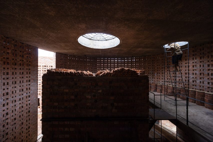 Terra Cotta Workshop by Tropical Space