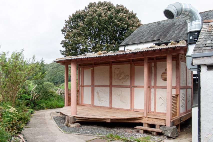 Farmer's Arms Cold Food Store by Hayatsu Architects