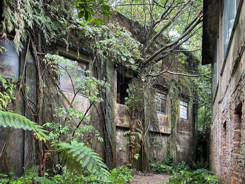 The Mineless Heritage Restoration Project by Divooe Zein Architects