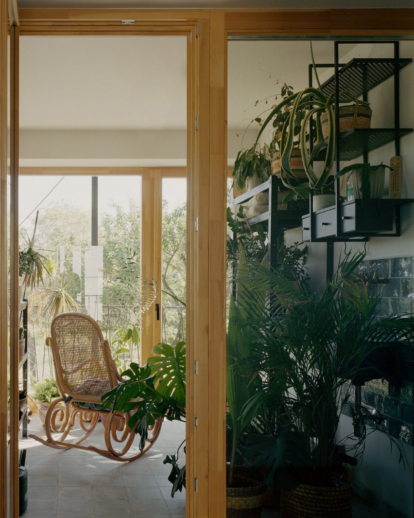 Frame House by Théque Atelier