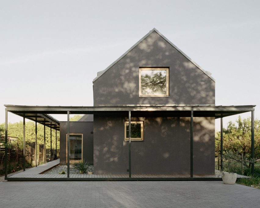 Frame House by Théque Atelier