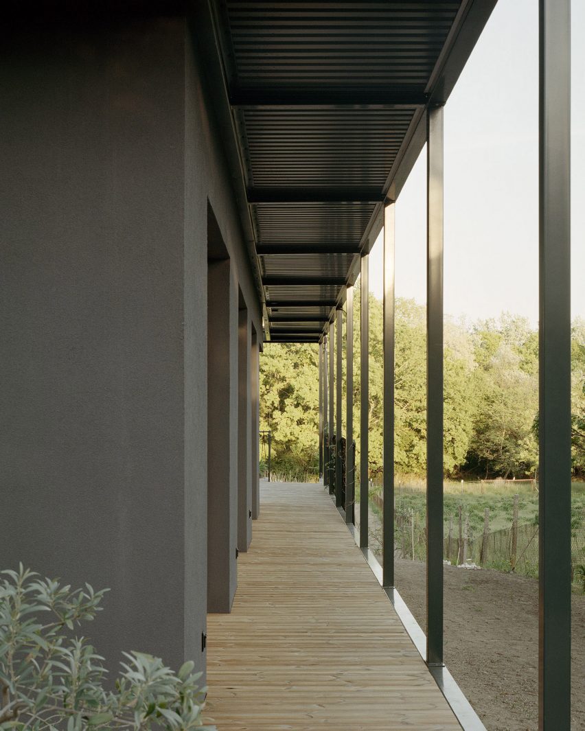 Frame House by Théque Atelier