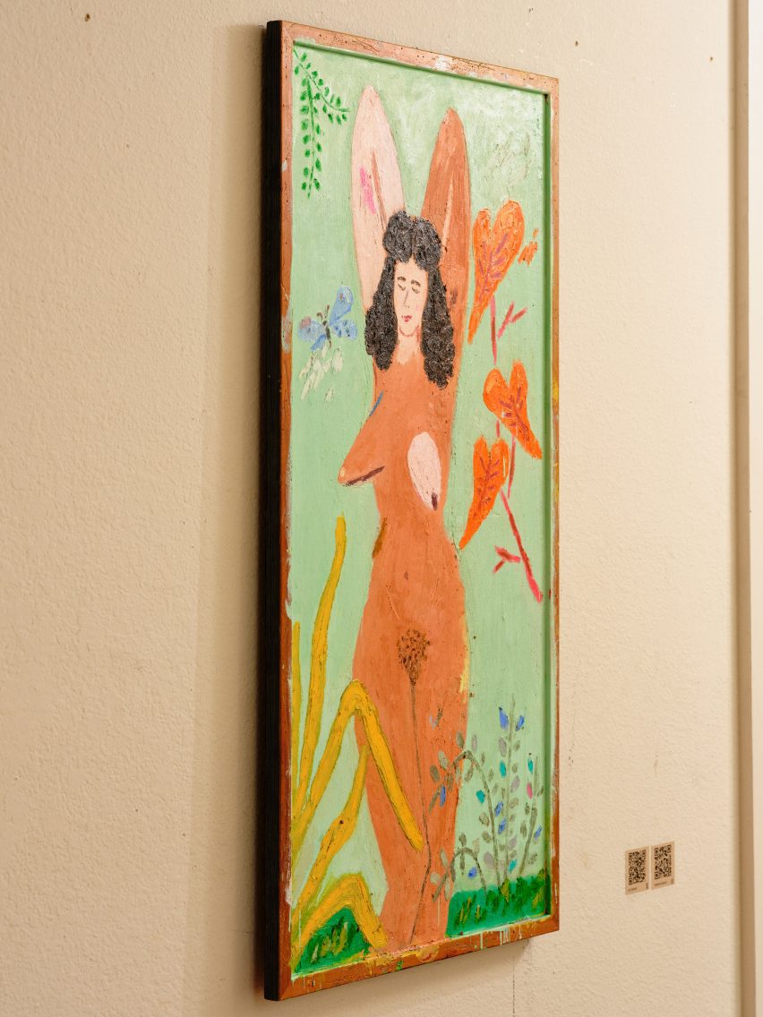 A painting of a woman