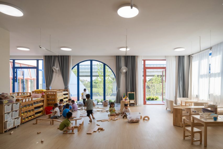 West Coast Kindergarten by CLOU Architects