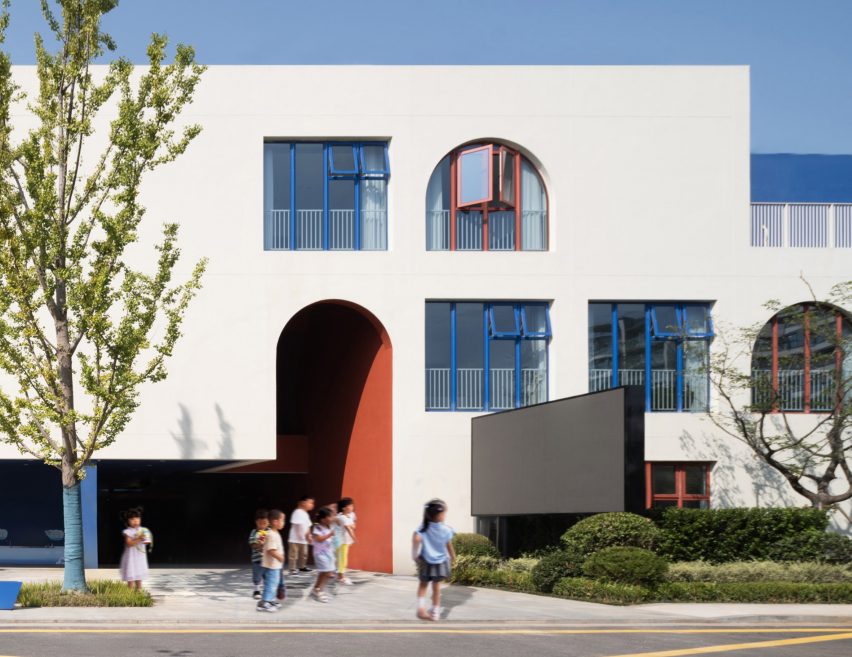 West Coast Kindergarten by CLOU Architects