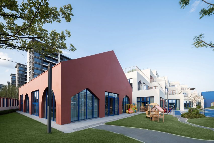 West Coast Kindergarten by CLOU Architects