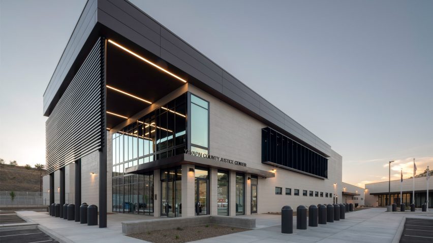 Exterior of the Yavapai County Justice Center