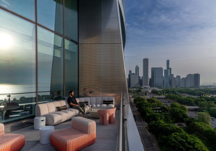Jahn 1000m skyscraper Chicago