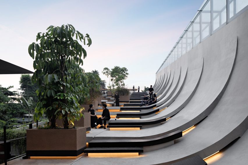 Aruma restaurant by RAD+ar