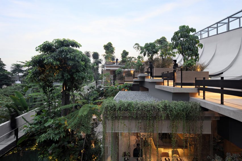 Aruma restaurant by RAD+ar