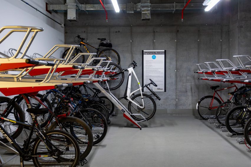 Garage of Atrio