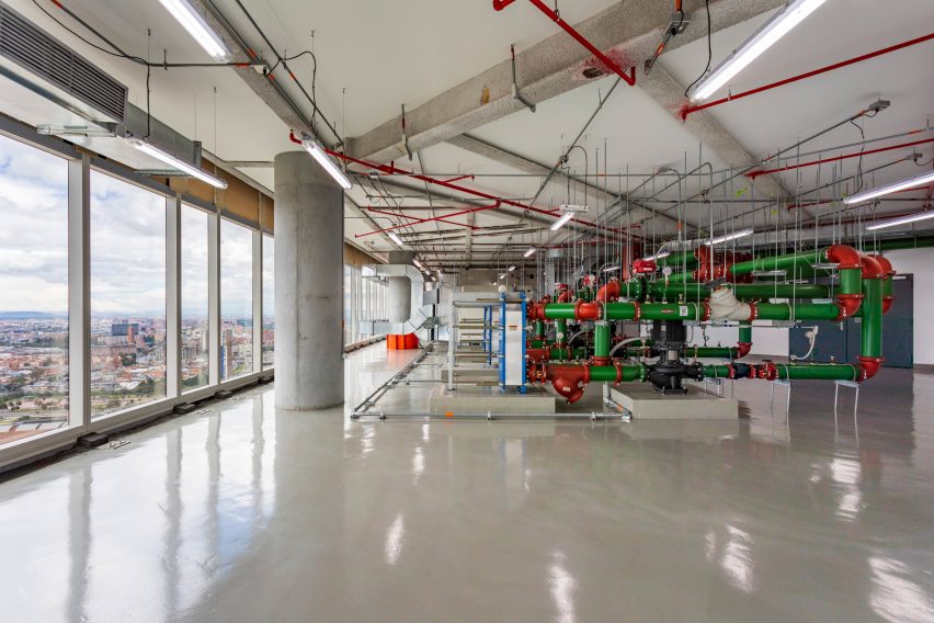 Mechanical systems in Atrio