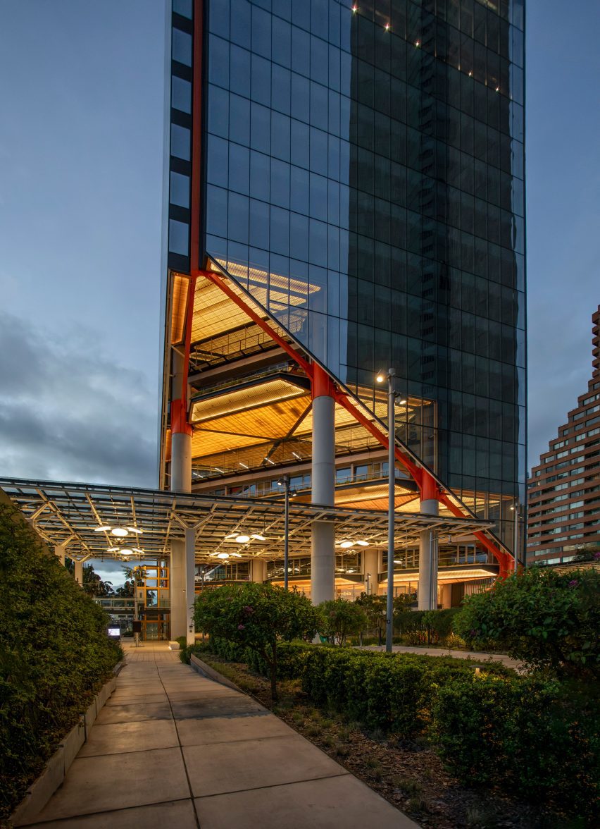 Atrio exterior in the evening