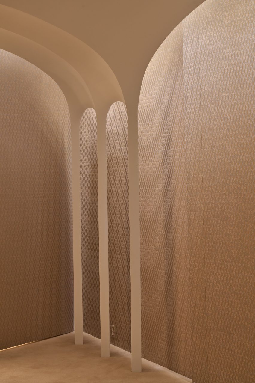 Arches in Brick House bedroom