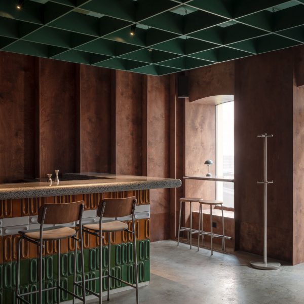 Bursa Bar by Mirzoyan Studio