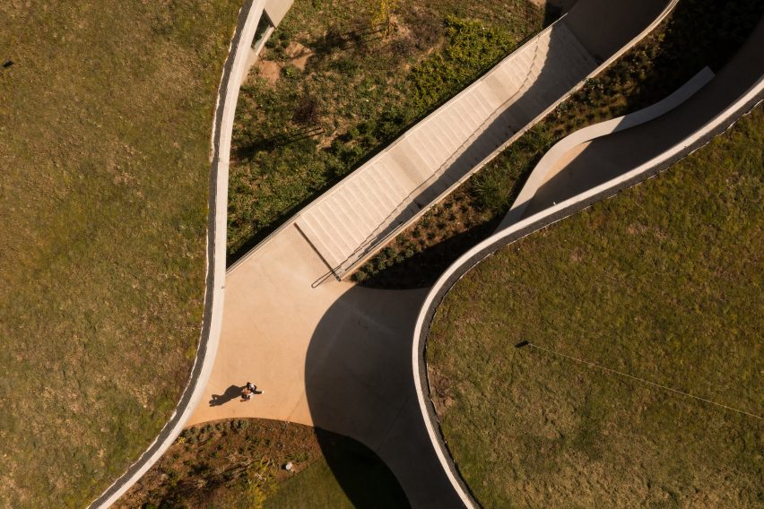 Carcavelos Health Complex by Simão Botlelho, Studio-J and Duoma
