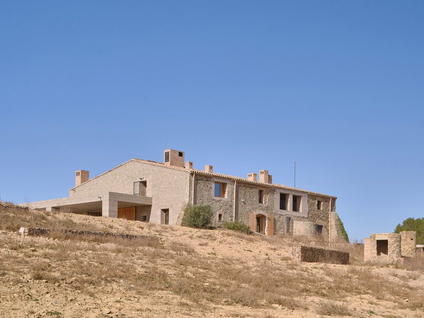 Casa 1627 by H Arquitectes