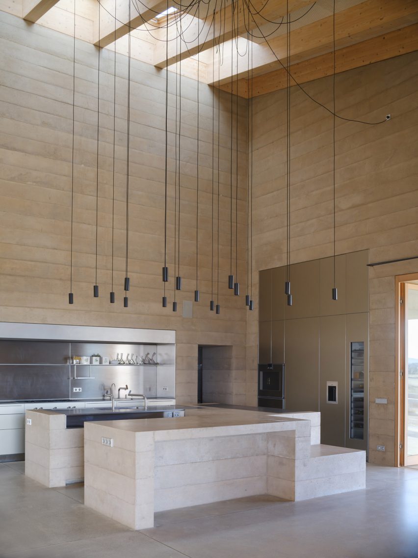 Casa 1627 by H Arquitectes