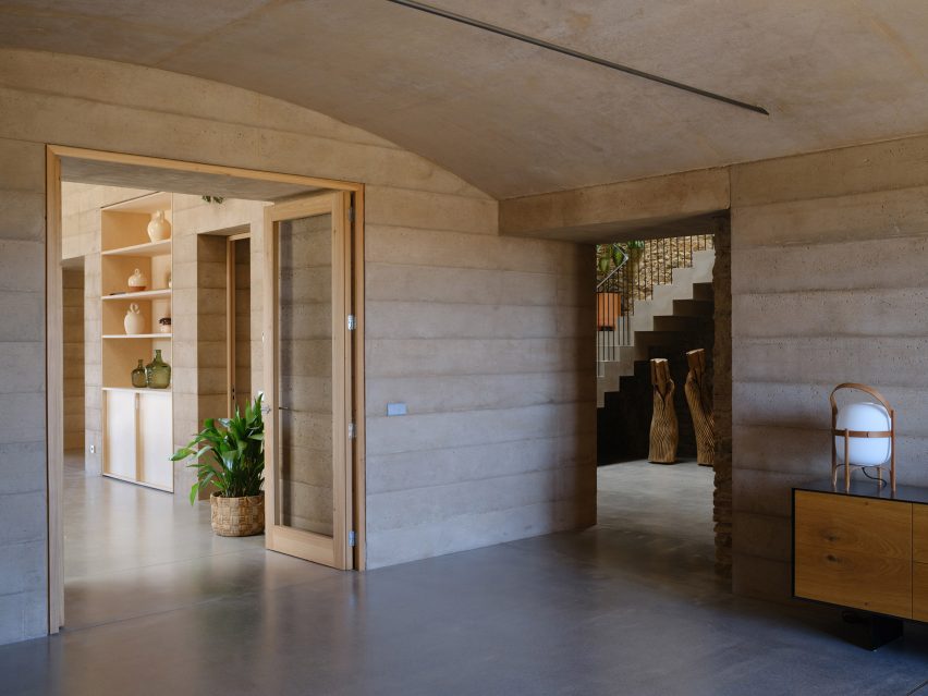 Casa 1627 by H Arquitectes