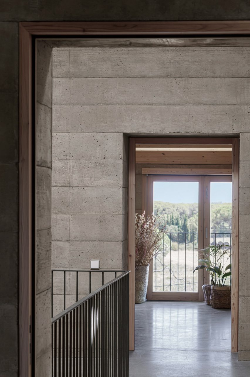 Casa 1627 by H Arquitectes