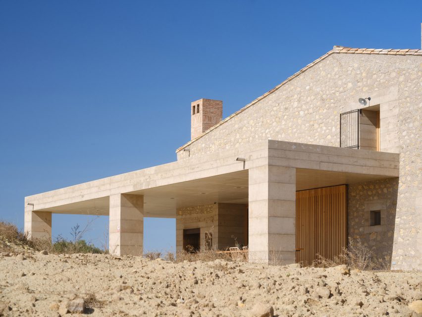 Casa 1627 by H Arquitectes