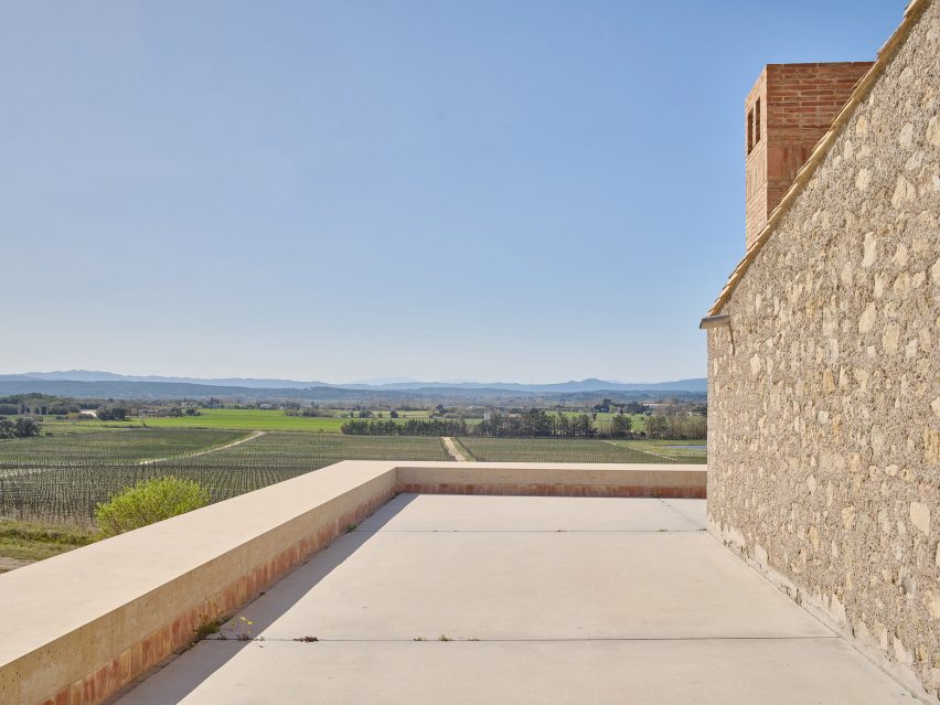 Casa 1627 by H Arquitectes