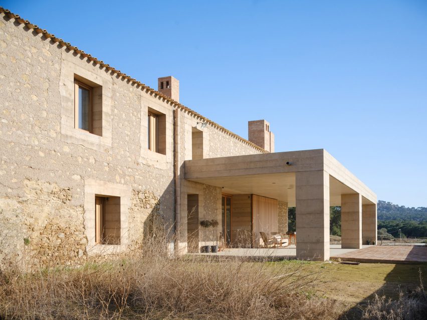 Casa 1627 by H Arquitectes