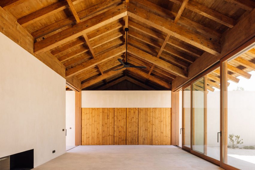 Casa da Encosta by SIA Arquitectura