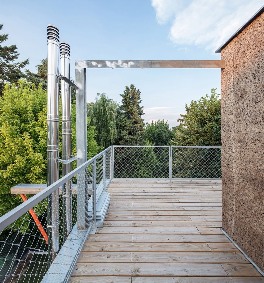 Roof terrace of Casa Pádel by Núñez Ribot