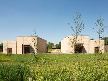 Cement-stabilised rammed earth Bushey Cemetery
