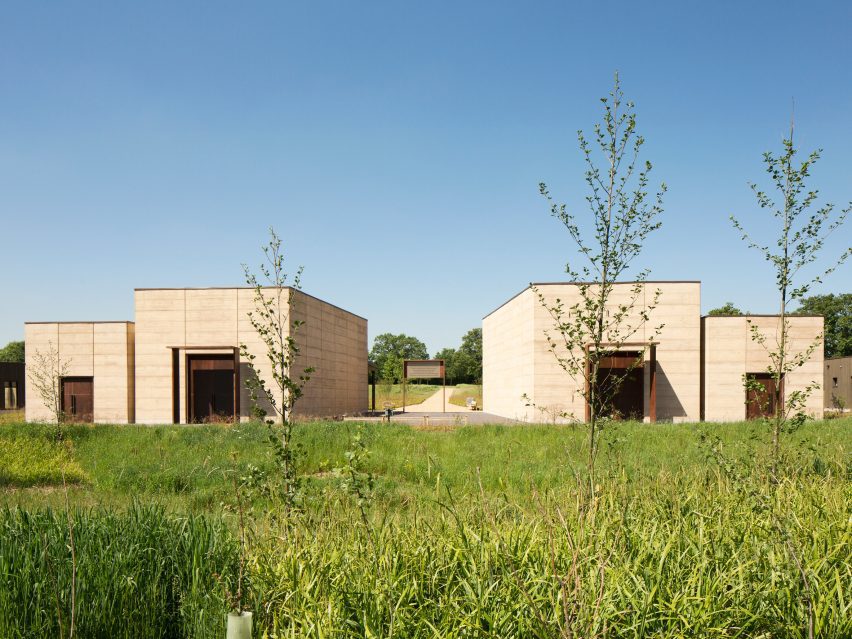 Cement-stabilised rammed earth Bushey Cemetery