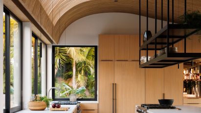 Cliffside Modern House by Sophie Goineau