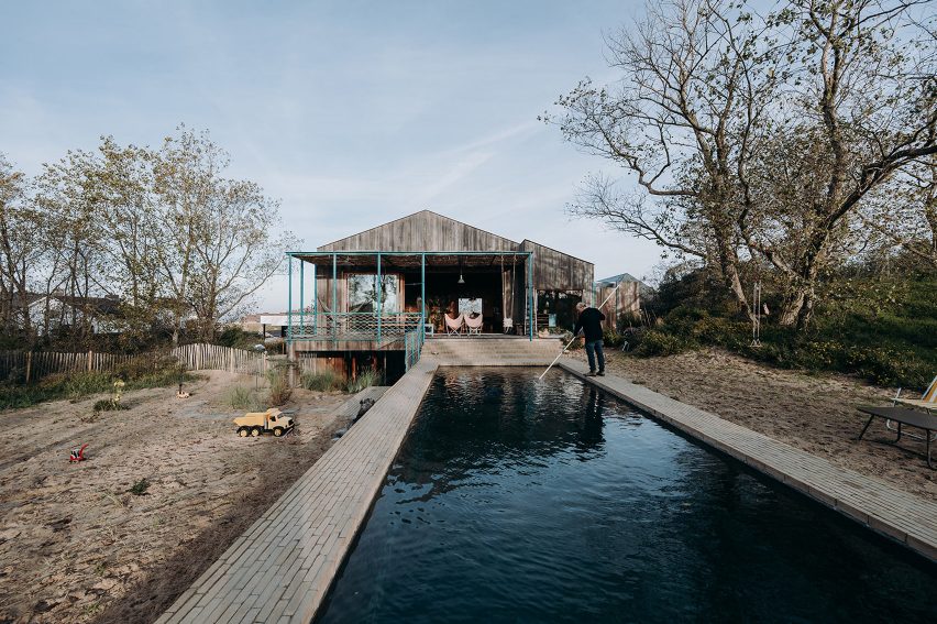 Dune House by OYO
