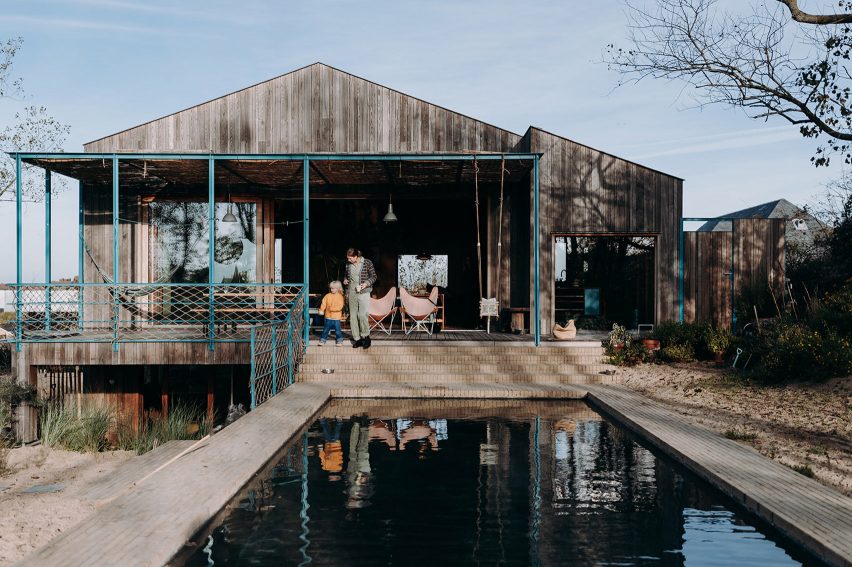 Dune House by OYO