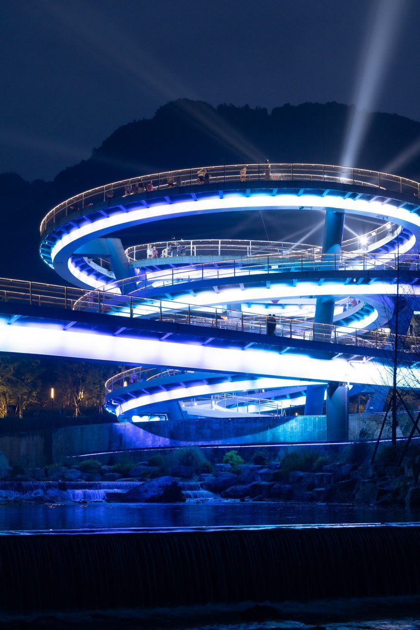 G Clef Bridge by ZZHK