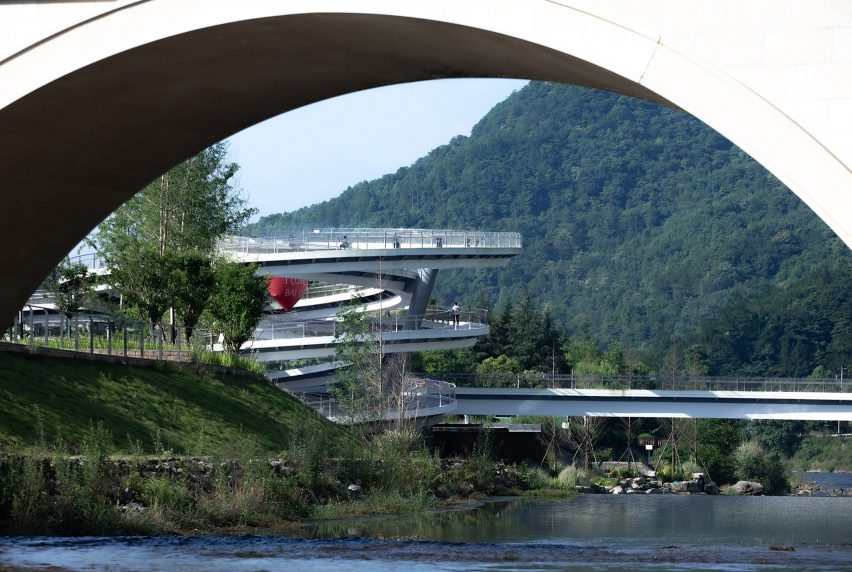 G Clef Bridge by ZZHK