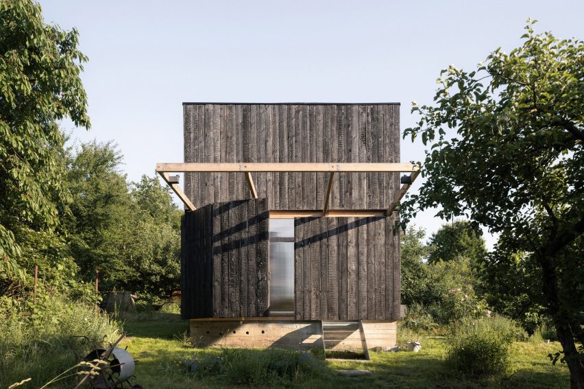 Garden Pavilion by Byró Architekti