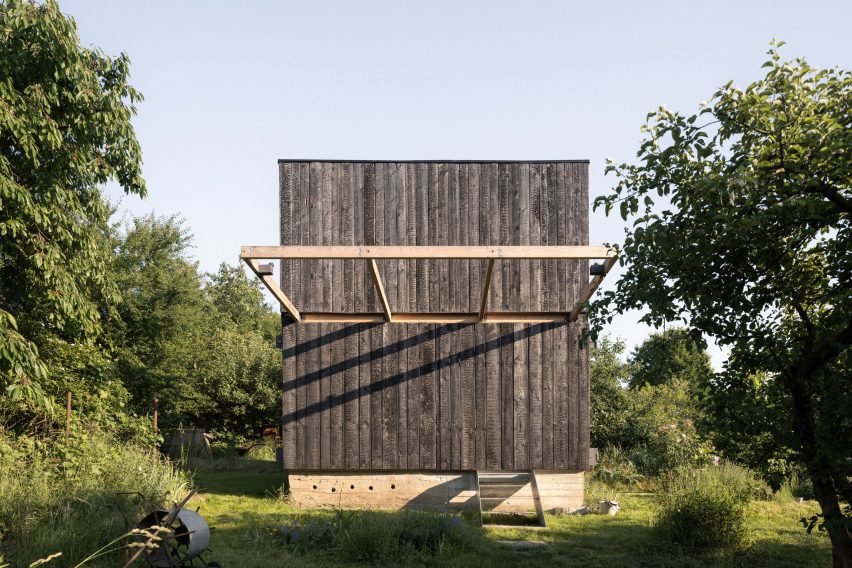 Garden Pavilion by Byró Architekti