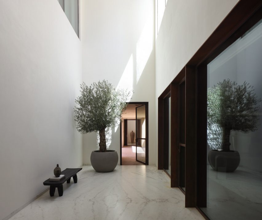 House of Courtyards by Studio VDGA
