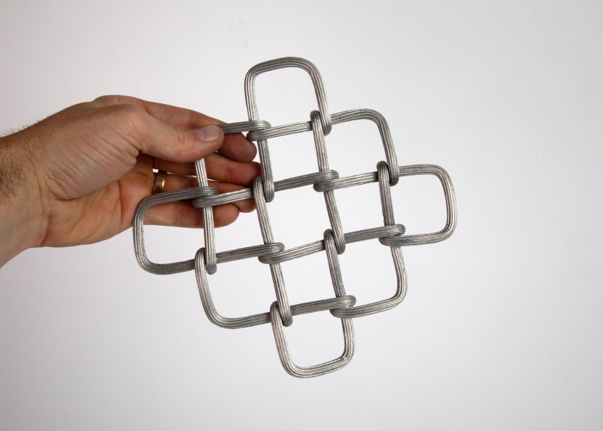 JWs Editions trivet