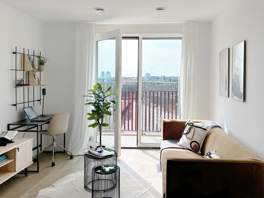 Miller Apartment Building by Martens Willems & Humblé Architecten