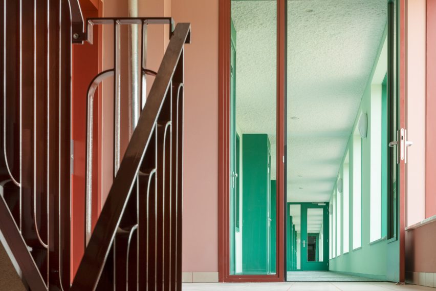 Miller Apartment Building by Martens Willems & Humblé Architecten