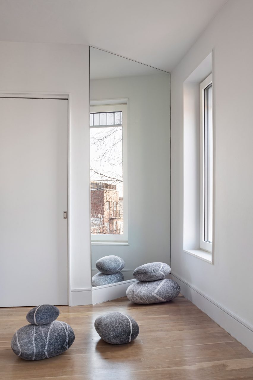 Extension to living area