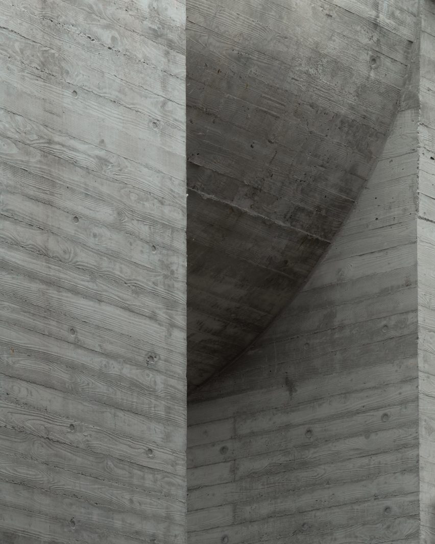 Ginkgo Gallery by MORE Architecture