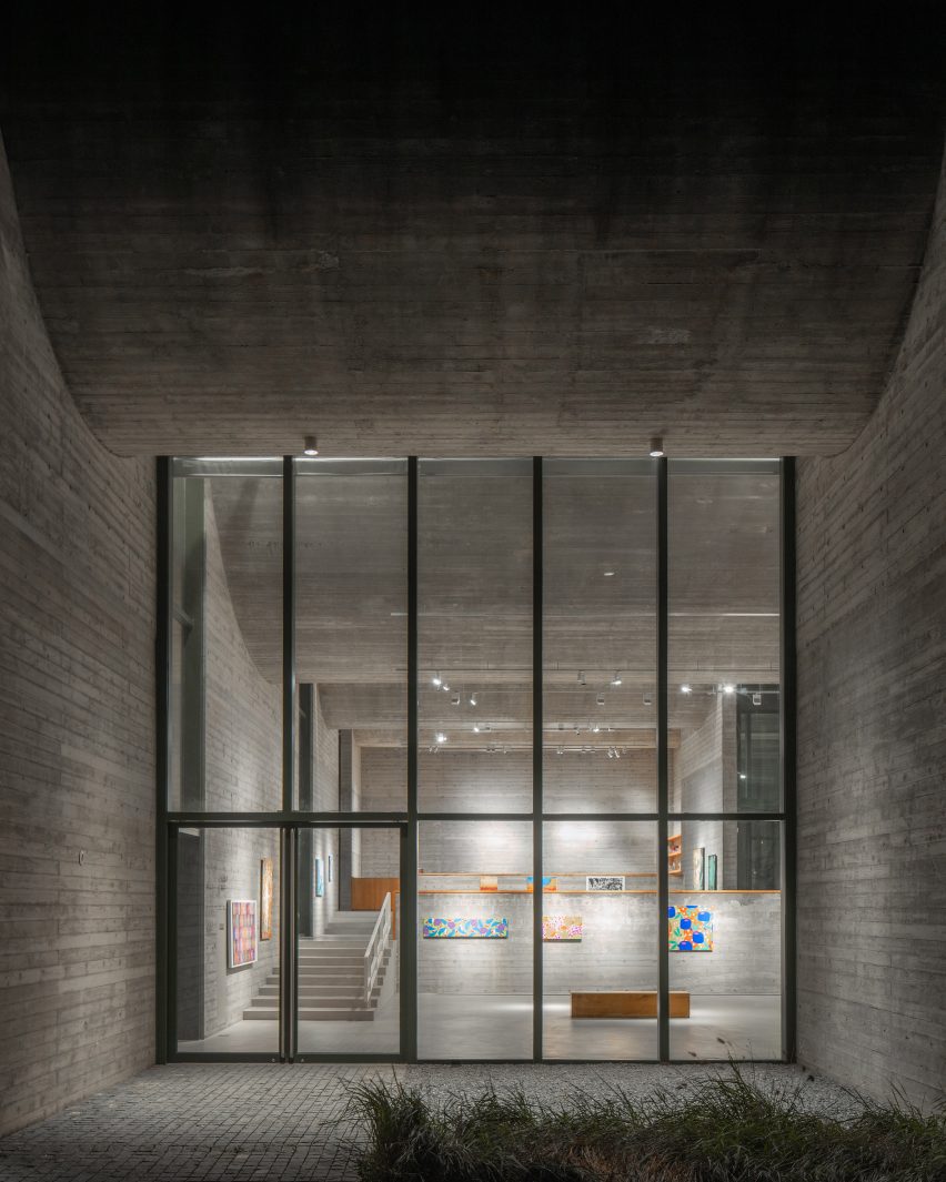 Ginkgo Gallery by MORE Architecture