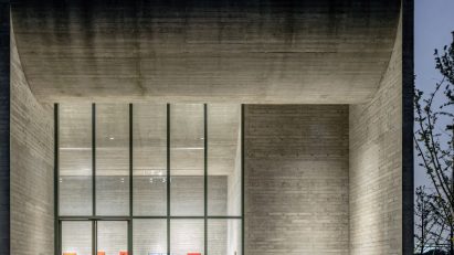Ginkgo Gallery by MORE Architecture