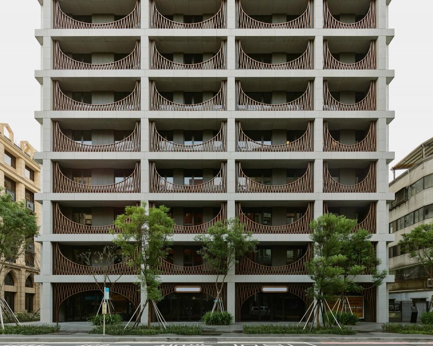 Apartment block by Neri&Hu